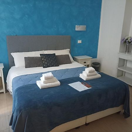 Ad Cavour Luxury Rooms - By Ad Roma Bagian luar foto