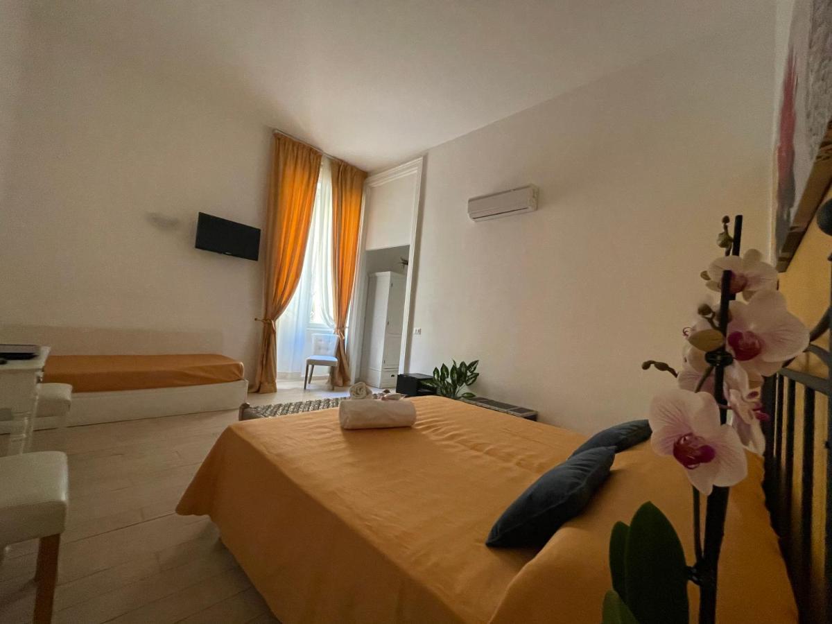 Ad Cavour Luxury Rooms - By Ad Roma Bagian luar foto