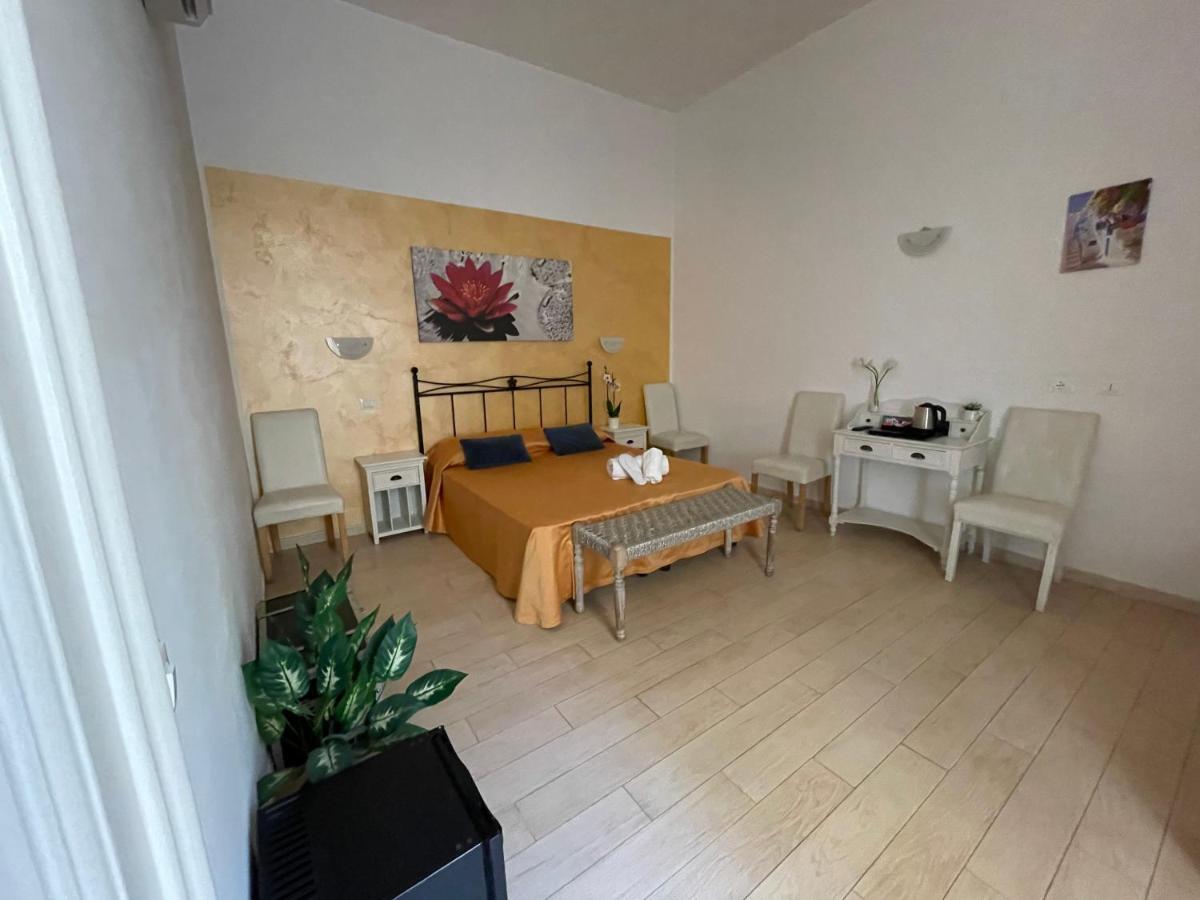 Ad Cavour Luxury Rooms - By Ad Roma Bagian luar foto