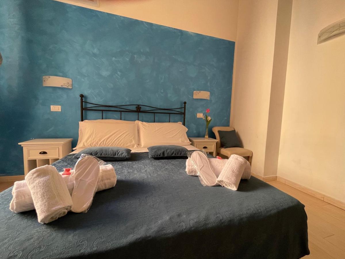 Ad Cavour Luxury Rooms - By Ad Roma Bagian luar foto