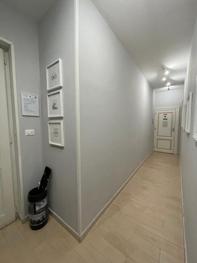 Ad Cavour Luxury Rooms - By Ad Roma Bagian luar foto