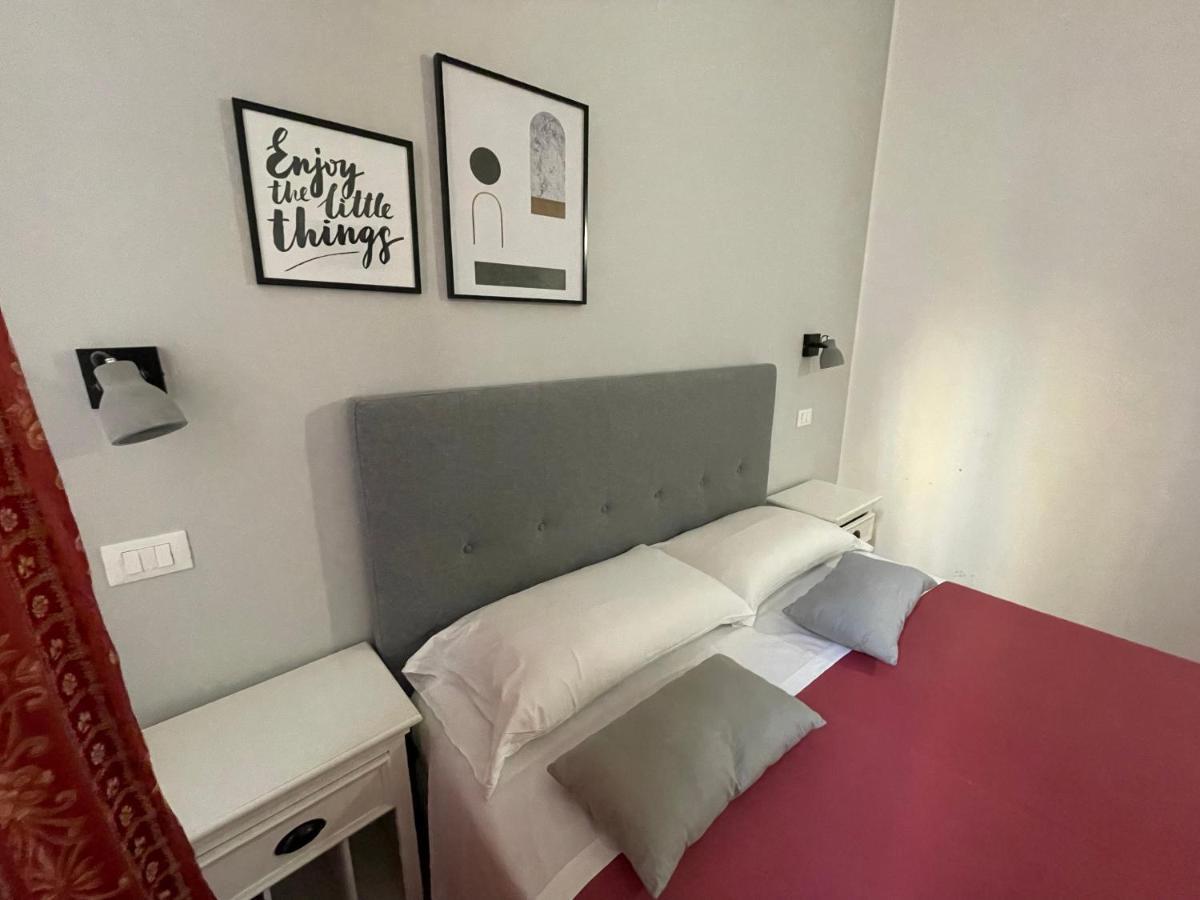 Ad Cavour Luxury Rooms - By Ad Roma Bagian luar foto