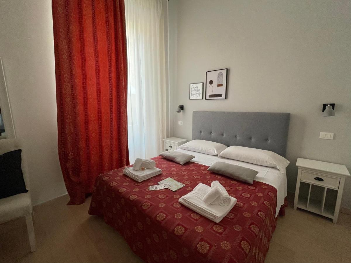 Ad Cavour Luxury Rooms - By Ad Roma Bagian luar foto