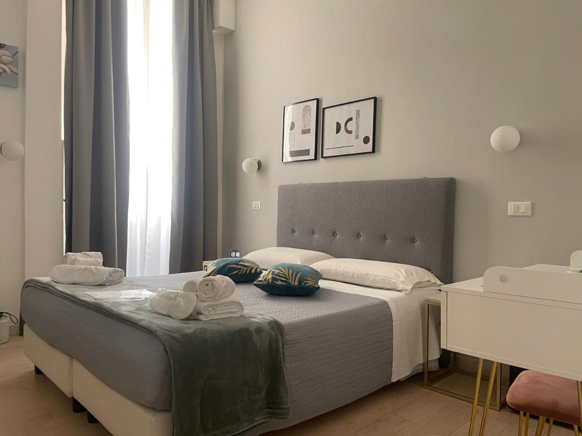 Ad Cavour Luxury Rooms - By Ad Roma Bagian luar foto