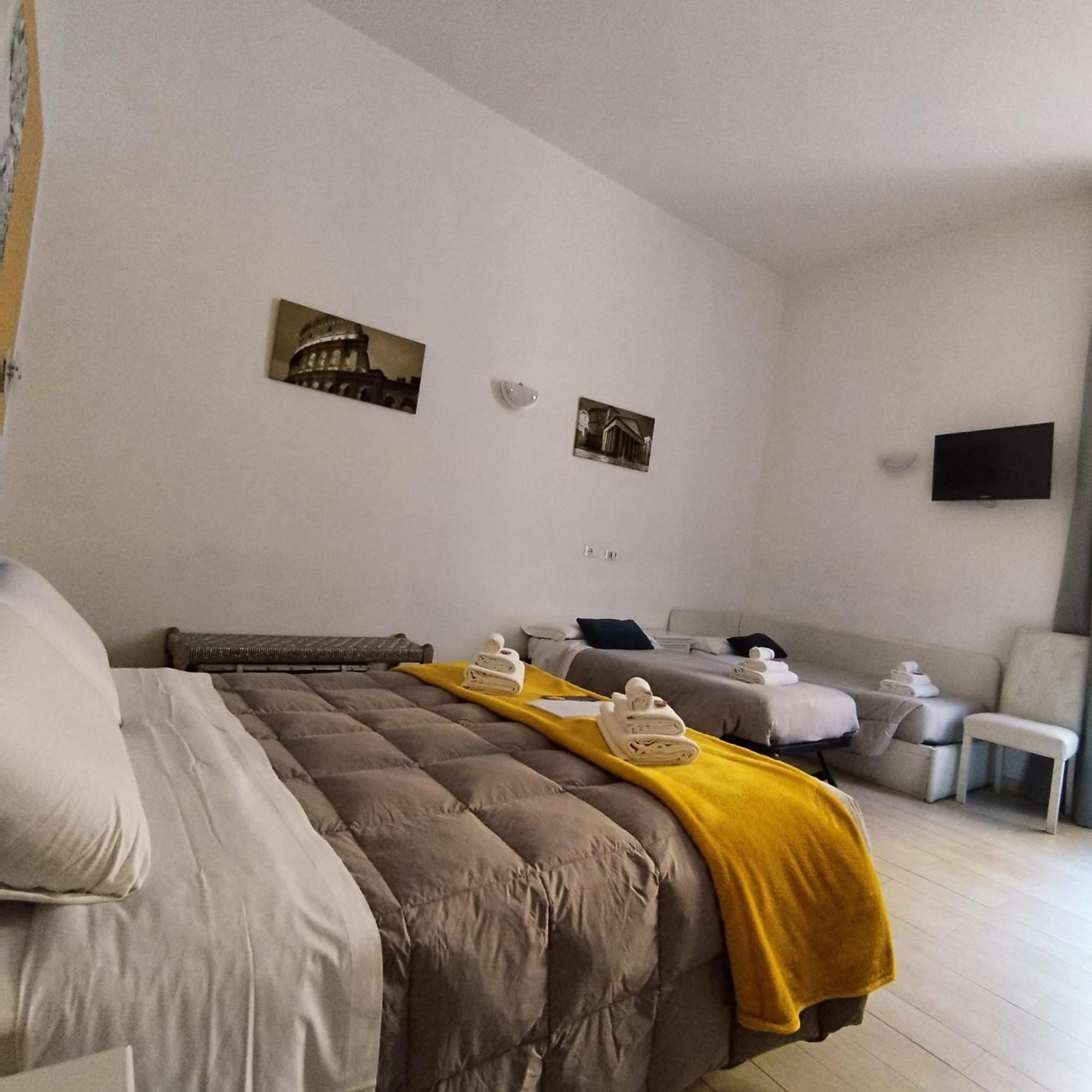 Ad Cavour Luxury Rooms - By Ad Roma Bagian luar foto
