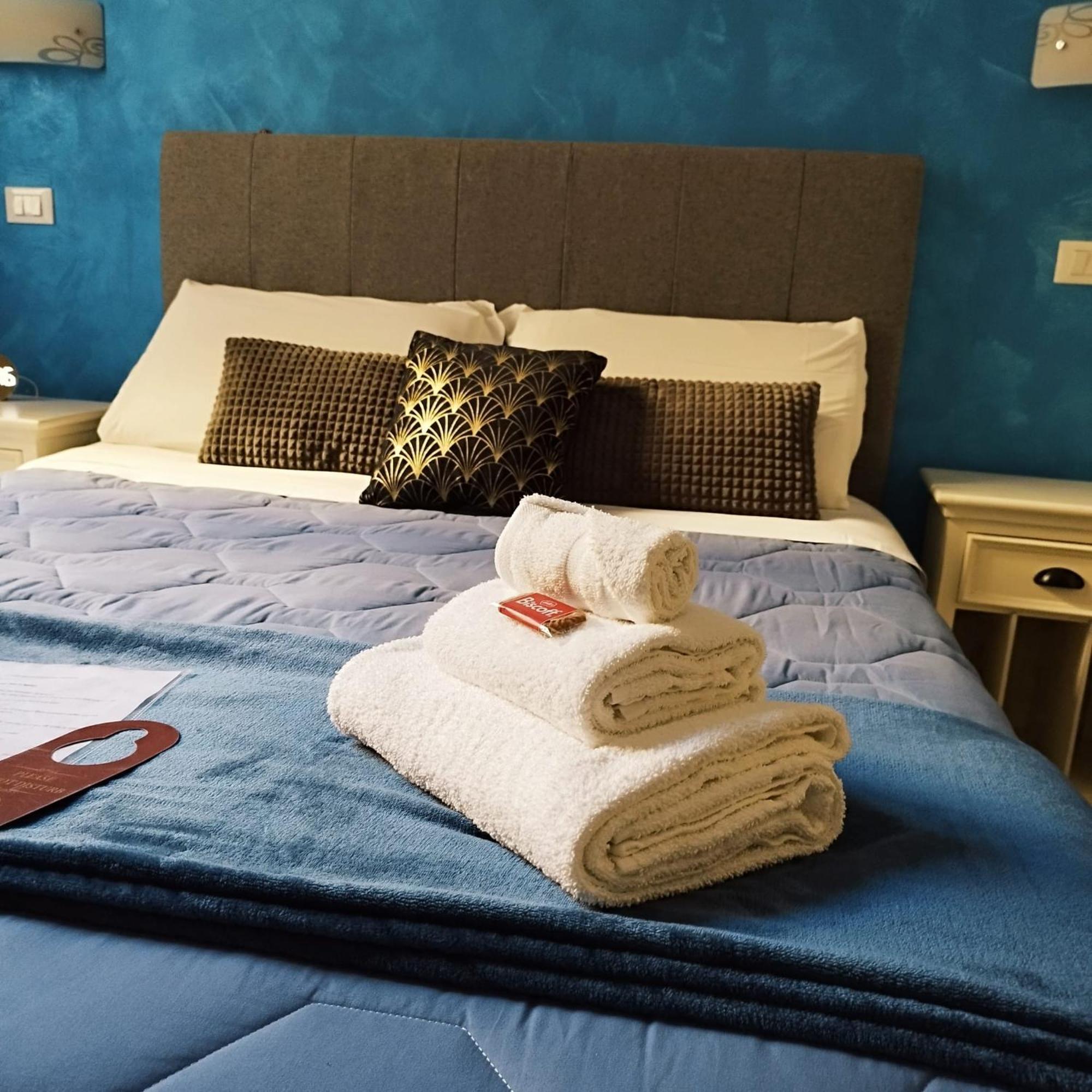 Ad Cavour Luxury Rooms - By Ad Roma Bagian luar foto