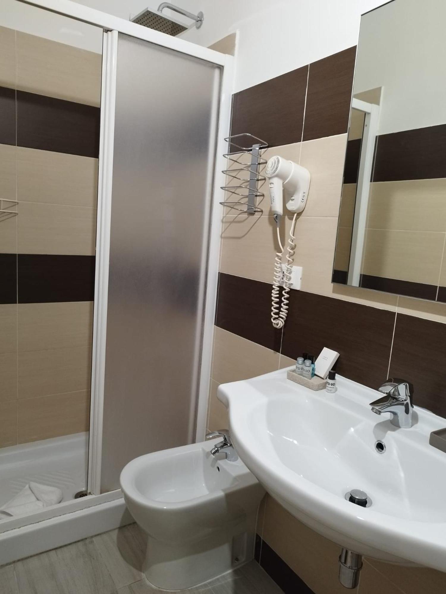 Ad Cavour Luxury Rooms - By Ad Roma Ruang foto