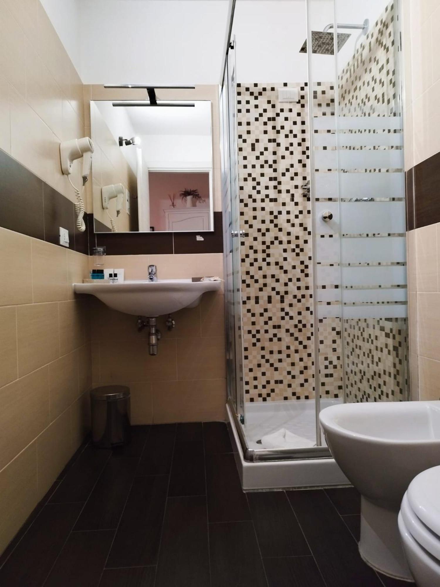 Ad Cavour Luxury Rooms - By Ad Roma Ruang foto